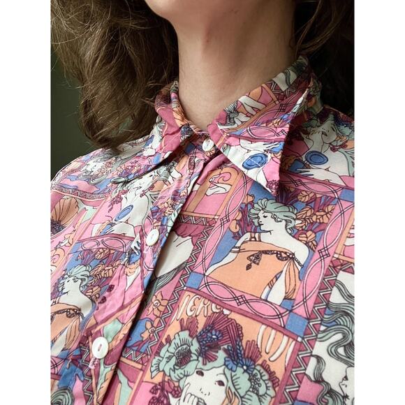 Vintage 70s Art Nouveau Print Blouse | Feminine Graphic | Disco Button-Up | M - Picture 4 of 9